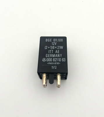 Blinkgeber 12V 2+1/6x21W Ref.0008211063