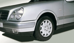 Radlaufleisten Mercedes W201 bis 08.1988 Edelstahl hochglanz